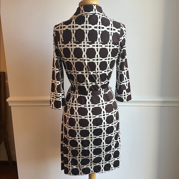 Women Lilly Pulitzer Brown Silk Geometric Shirt Belted Fall Career Dress 6 EUC - Picture 4 of 7